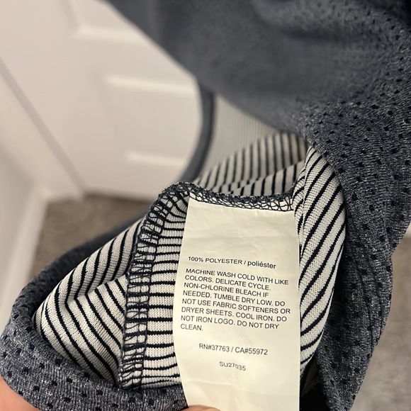 PGA Tour Dress - Picture 5 of 6